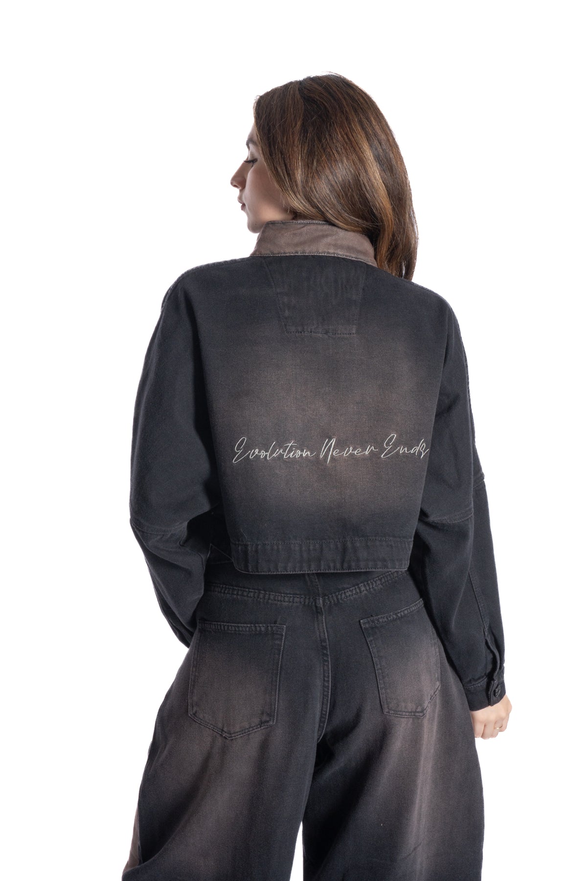 Reika Cropped Fit