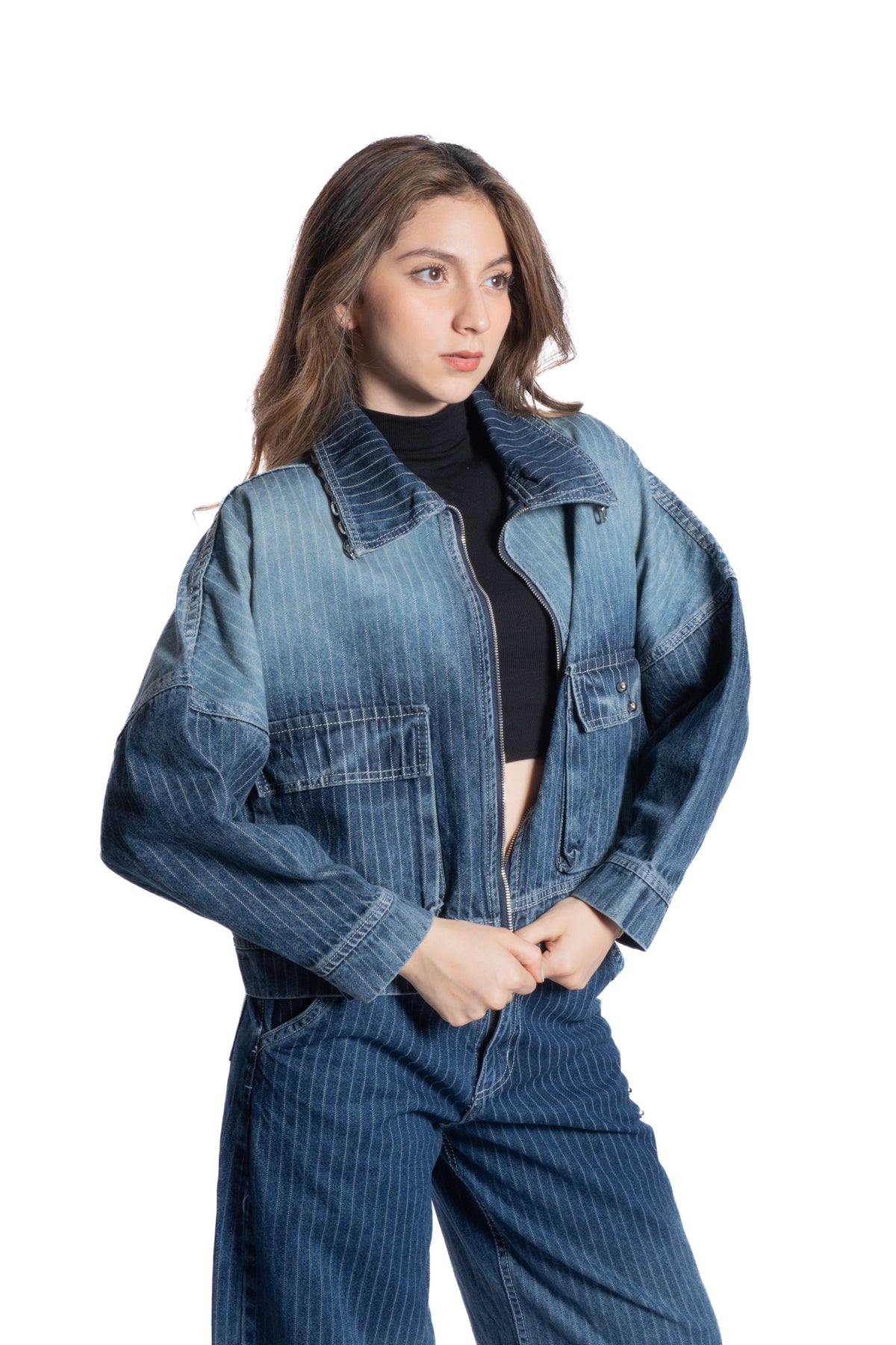 Lilith Cropped Fit