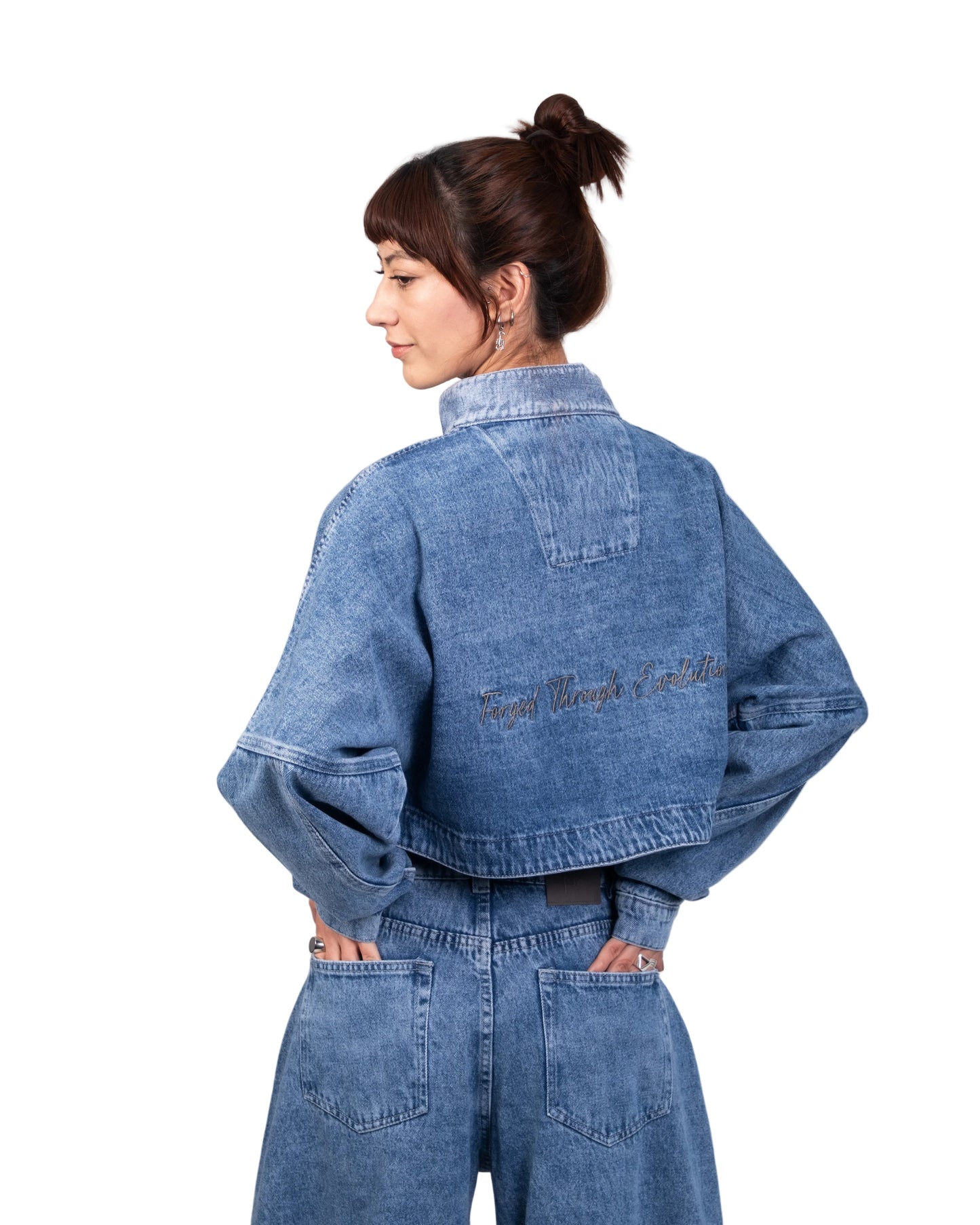 Reika Cropped Fit