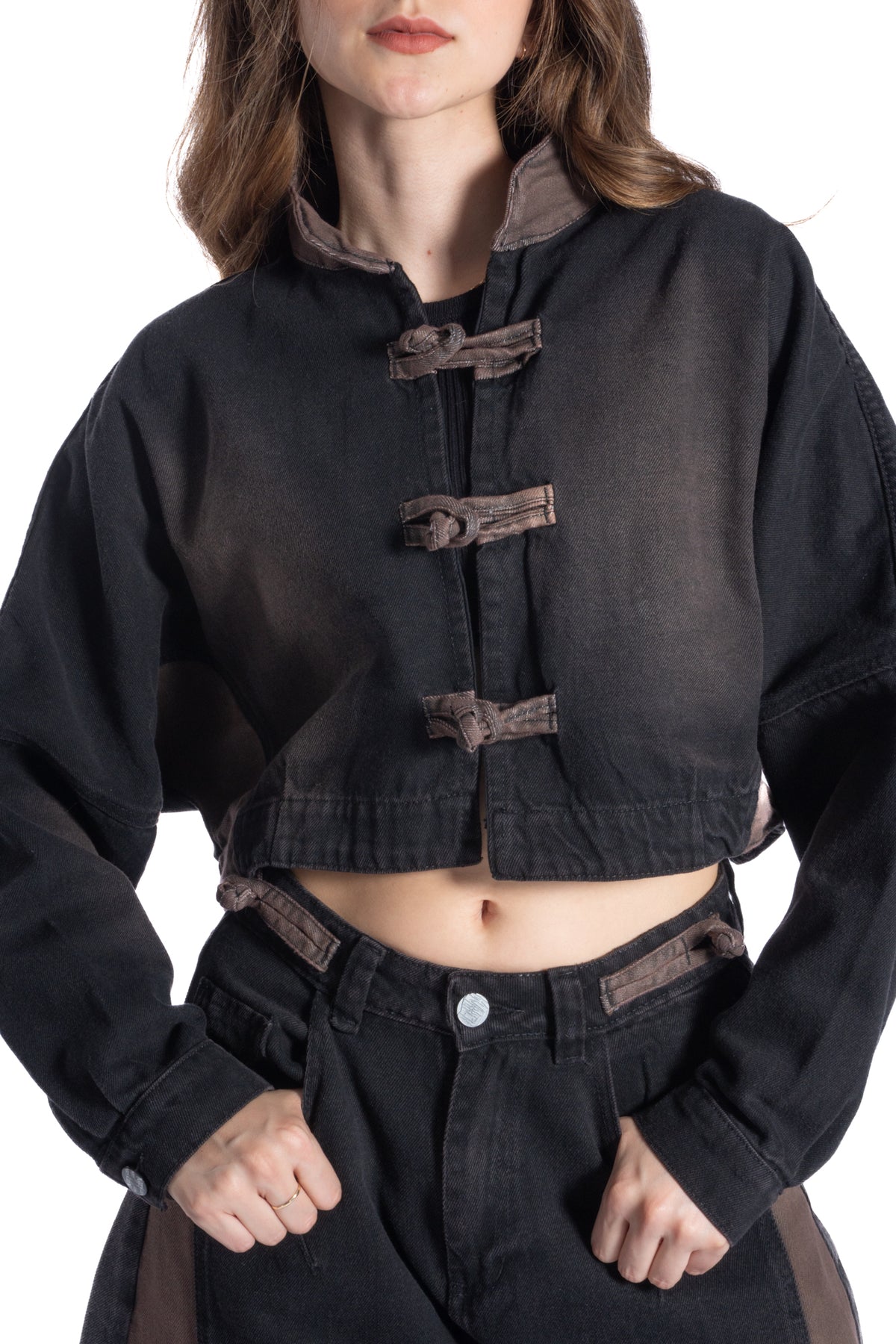Reika Cropped Fit