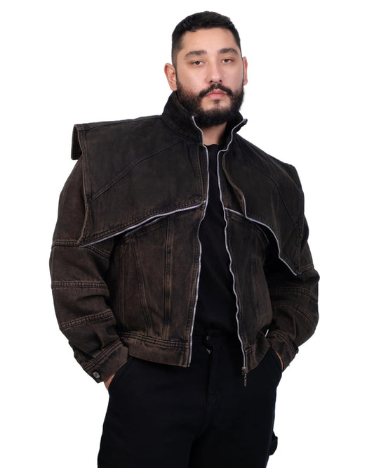 Akira Loose Fit